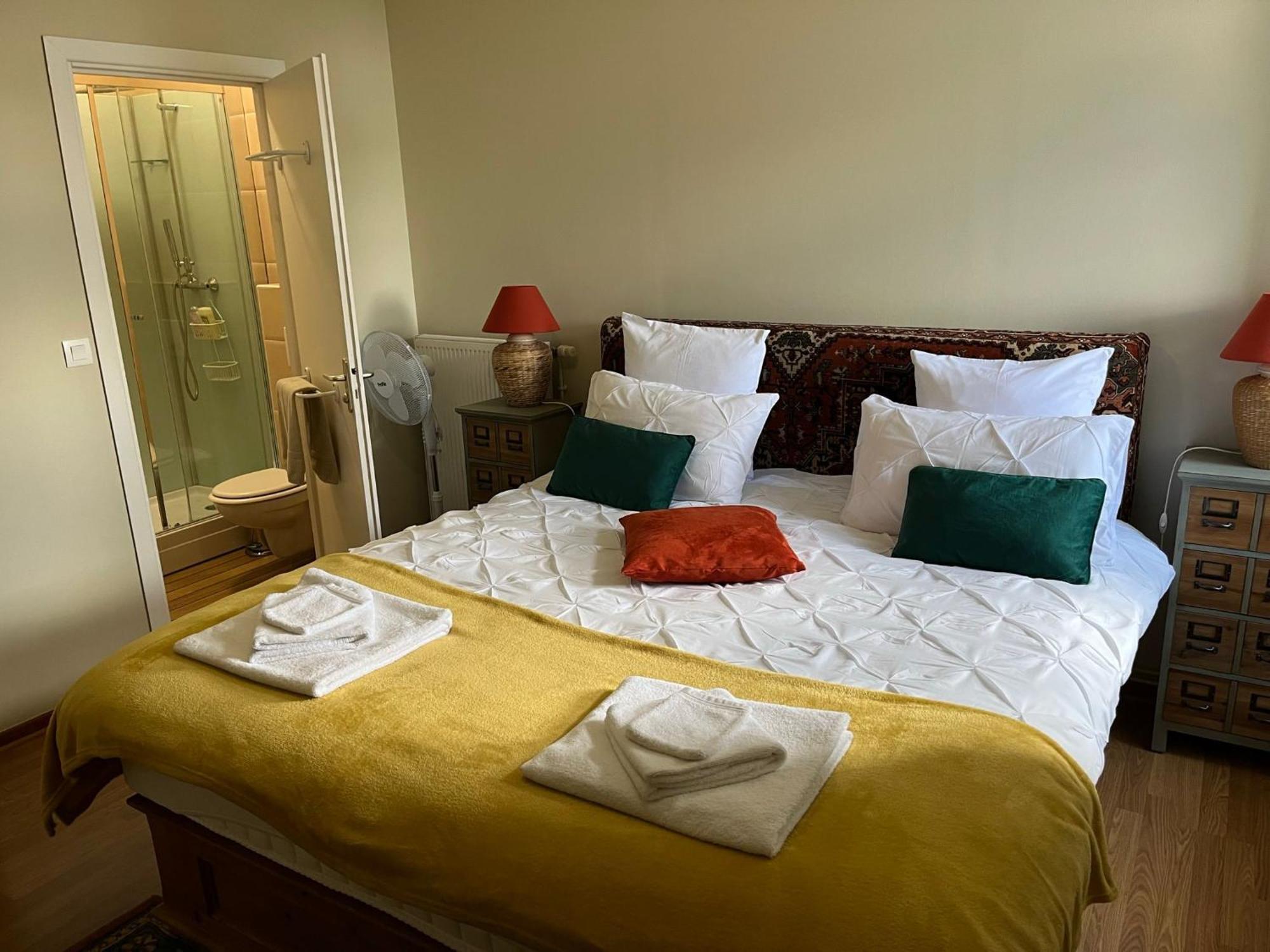 La Fiere Bridge Guest House Amfreville  Dış mekan fotoğraf
